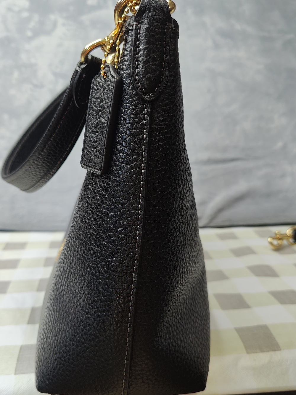 Coach Black Pebbled Leather Shoulder Bag with Gold-Tone Logo - Picture 11 of 13